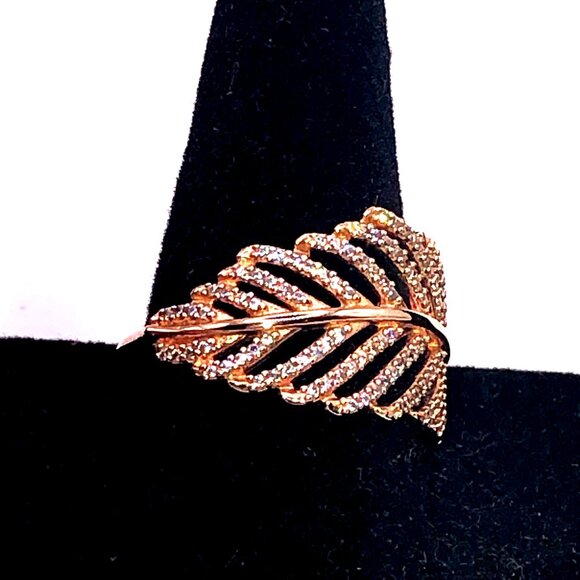 Pandora Rose™ Sparkling Feather Leaf Ring w/ Cubic Zirconia Size 58 (US 8.5) - Picture 7 of 8